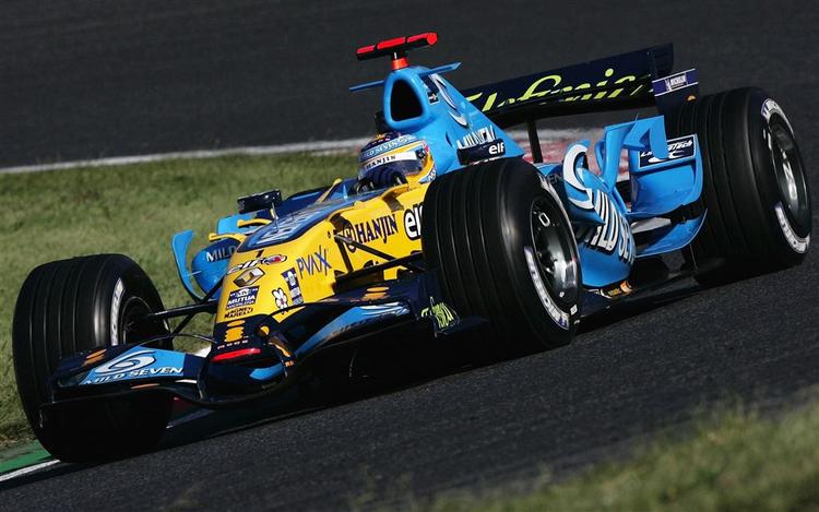 Fernando Alonso er tæt på et nyt verdensmesterskab med sejren i Japan. 