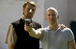 Mads Mikkelsen og Ulrich Thomsen i 'Adams Æbler'. 