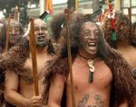 Maorier i deres traditionelle dragt i forbindelse med en demonstration i New Zealands hovedstad Wellington. 