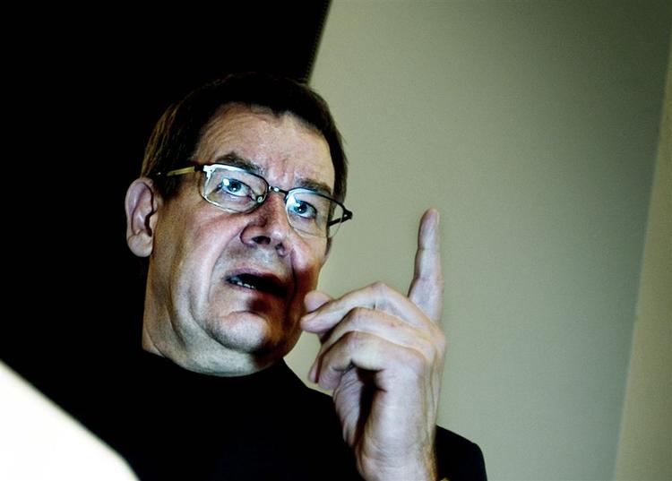 Poul Nyrup Rasmussen bliver i morgen genvalgt som præsident for de europæiske socialdemokrater. 