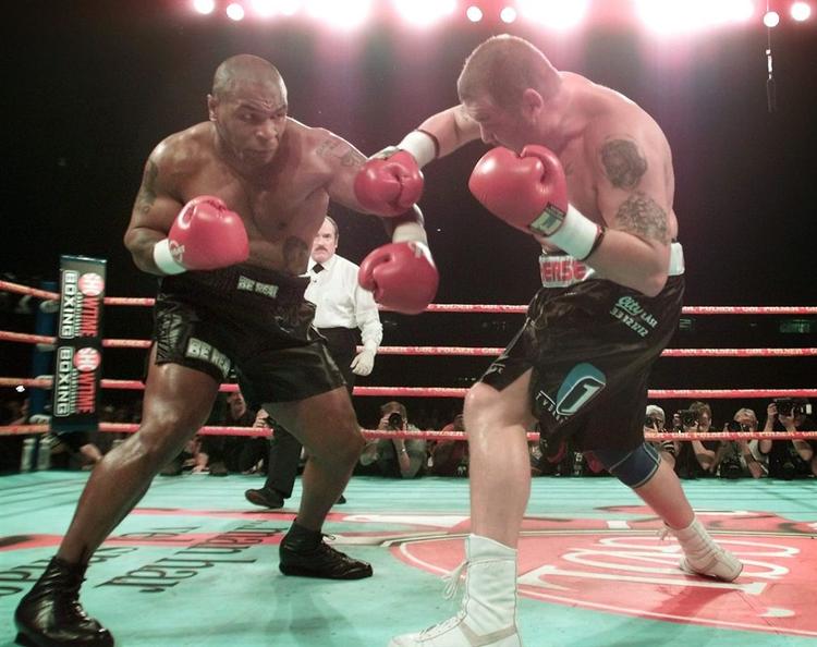 21.000 tilskuere kiggede med, da der senest var pårofessionel boksestævne i Parken med Mike Tyson mod Brian Nielsen som den altoverskyggende af de 14 kampe. 