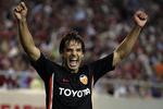 Fernando Morientes har i sine tre kampe mod Olympiakos scoret fem mål for Real Madrid og senest tirsdag aften for Valencia. 