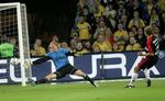 Frank Kristensen scorer til 2-0 for FC Midtjylland. 