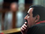 Saddam-anklager Muqith al-Faroons (billedet) bror Imad al-Faroon er blevet henrettet i sit hjem i Bagdad foran øjnene på sin kone. 