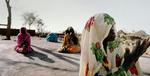 Kvinder udenfor landsbyen Golo i Darfur, Sudan. - Arkivfoto: Jan Grarup 