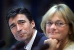 Statsminister Anders Fogh Rasmussen (V) og Pia Kjærsgaard (DF) har modvind i meningsmålingerne for tiden. 