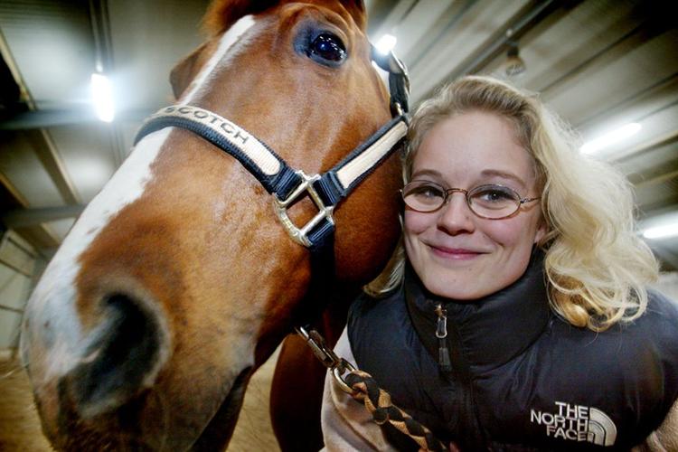 MF'er Charlotte Dyremose har købt et falsk Gucci-ur. Tre andre folketingspolitikere har også købt ulovlige kopi-varer. 