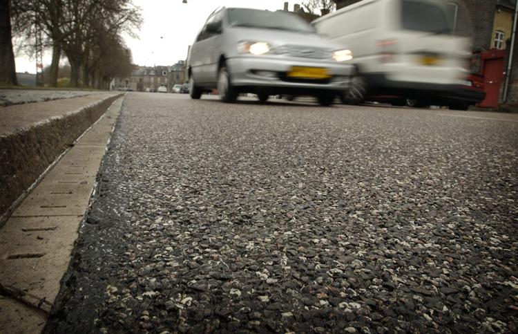København har med held lagt støjdæmpende asfalt enkelte steder. 