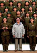 Nordkoreas leder, Kim Jong Il, vil ikke teste flere atomvåben. 