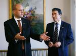 Anders Fogh i selskab med sin svenske kollega Fredrik Reinfeldt under fredagens topmøde. 