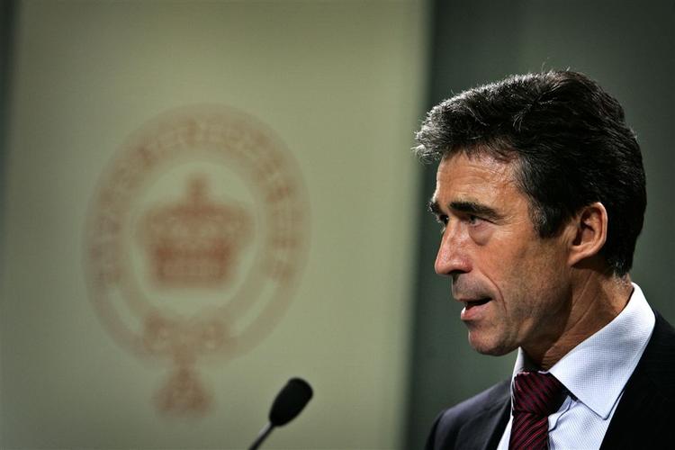 24-års reglen er en succeshistorie, siger statsminister Anders Fogh Rasmussen. 