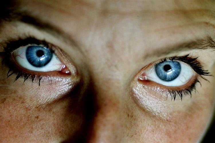 Øjne kaldes også sjælens spejl. Og nu mener forskere, at blå øjne kan afsløre utroskab. 