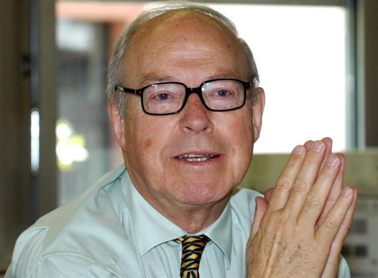 FN' tidligere udsending Hans Blix mener, at situationen i Irak er værre nu end under Saddam. 