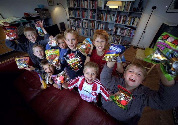 Danske børn bliver tilbudt for meget slik, mener flere ernæringseksperter. 