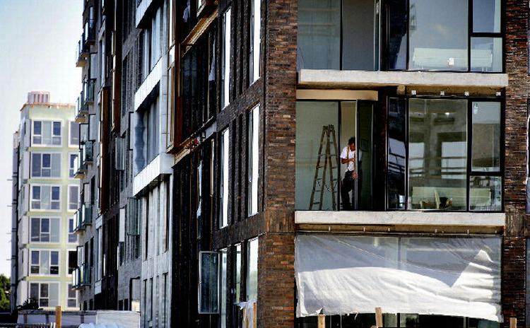 Et rekordstort antal projektbyggerier i København er nu ved at være færdige. Især boliger ved havnefronten, som her ved Sluseholmen, er  populære. 