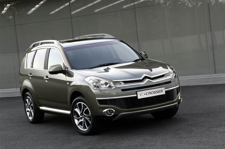 Citroën C-Crosser - ny firehjulstrækker, der er til salg en gang næste år. Foto: Citroën 