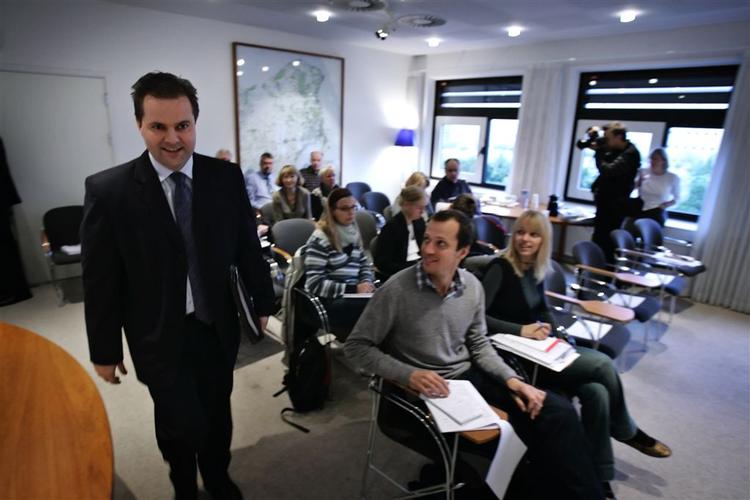 HURs møde om lufthavnsudvidelse i Tune blev fulgt med stor interesse. interesse, 