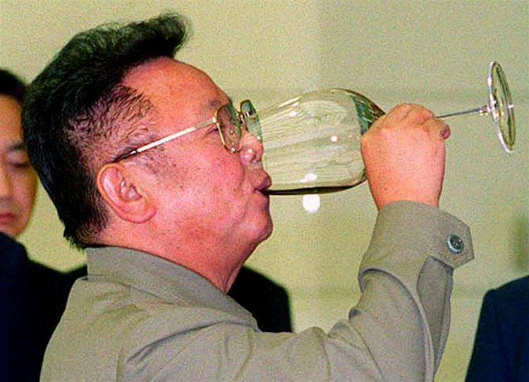 Nordkoreas leder Kim Jong Il er på andenpladsen over trusler mod verdensfreden. 