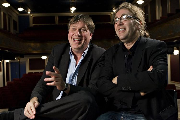 Hartmann og Langdal vil fortsat trække i trådene bag scenen på Betty Nansen Teatret. 