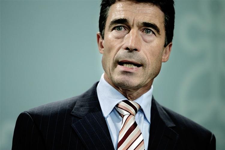 Den danske regerings holdning er, at vi bliver i Irak, siger statsminister Anders Fogh Rasmussen. 