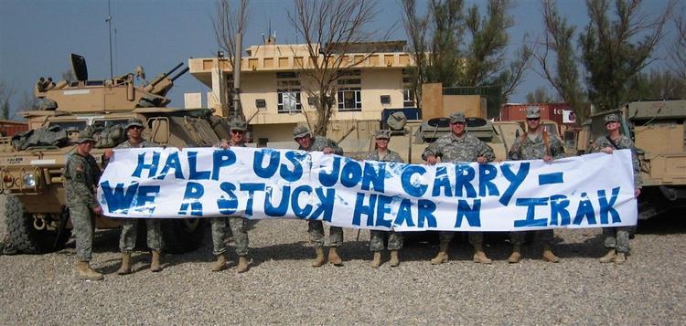 En gruppe soldater fra Minnesota National Guard på mission i Irak blander sig nu i den amerikanske valgkamp. 