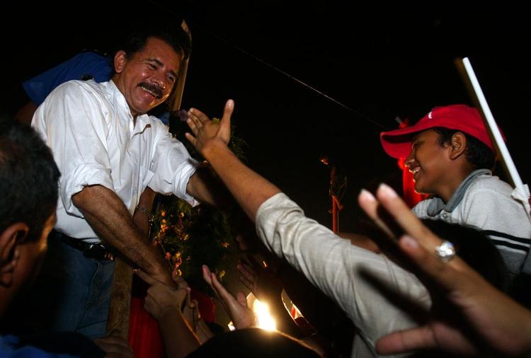 Daniel Ortega står til sejr i første runde af Nicaraguas præsidentvalg. 