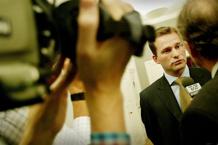 Venstres udenrigspolitiske ordfører Jens Hald Madsen vil ikke høre tale om et nationalt kompromis, som S foreslår det. 