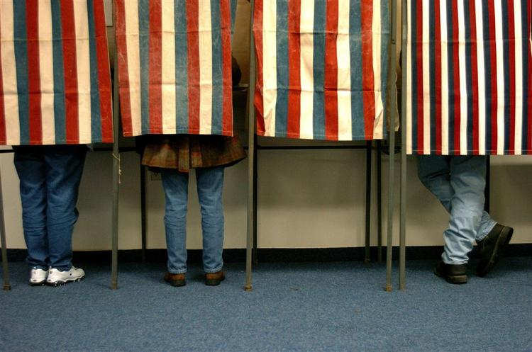 100 vælgere valgte at sætte deres kryds ved en opstillet kandidat til det amerikanske midtvejsvalg, som var død to måneder forinden- Og hun blev valgt. 
