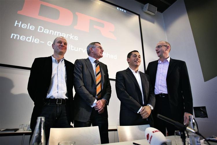 DR's nye redaktion fra venstre: Mediedirektør Lars Grarup, bestyrelsesformand Mogens Munck Rasmussen, generaldirektør Kenneth Plummer og nyheds- og programdirektør Lars Vesterløkke 