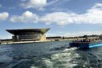 Politikerne i Københavns Teknik- og Miljøudvalg har besluttet, hvordan transporten til Operaen og Holmen skal udvikle sig. 