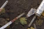 Stofmisbrugere, der får metadon i fængslet, bliver ikke stoffrie eller holder sig fra kriminalitet, tyder en undersøgelse på. Men ambulant behandling med metadon virker, fastslår ekspert. 