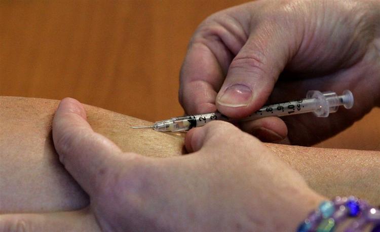 Tuberkulose er stort set udryddet i Danmark - og opdages sygdommen i tide, kan den behandles. Multiresistente udgaver af sygdommen kan man dog ikke behandle. 