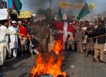 Der var voldsomme protester i Pakistan i forbindelse med Jyllands-Postens Muhammed-tegninger. Pakistan endte med at kalde sin ambassadør hjem fra Danmark. 