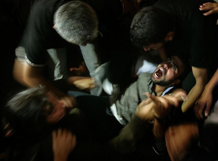 Israel dræbte onsdag 18 civile i byen Beit Hanoun i Gaza. Flere af de dræbte var kvinder og børn. 