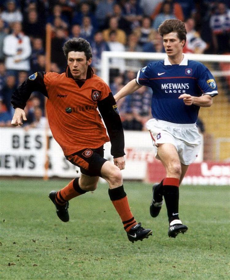 Brian Laudrup i Glasgow Rangers trøjen. Han bliver i dag udødeliggjort når han optages i Hall of Fame i Skotland. 