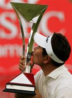 Sydkoreaneren Yong-Eun Yang stoppede Tiger Woods, så han ikke fik sin ottende sejr i træk. 