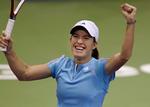 Justine Henin-Hardenne slog Amelie Mauresmo fra Frankrig i WTA Championships i Madrid. 