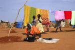 Flygtningelejre i Darfur bliver hærget af militser 