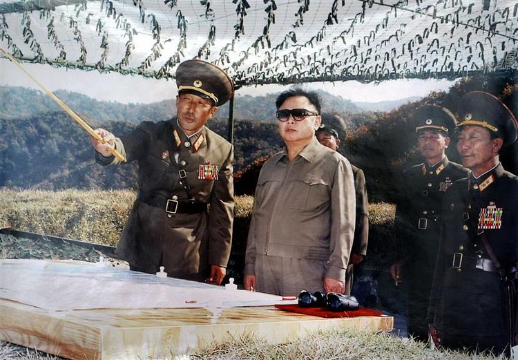 Nordkorea-forhandlingerne genoptages. 
