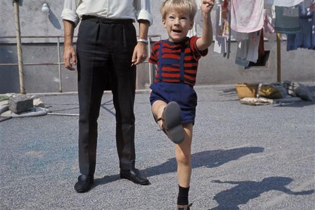 En ung Michael Laudrup med faderen Finn i Wien 1968. 