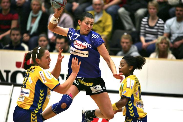 Efter fem sæsoner i Slagelse skifter Bojana Popovic fra en tidligere Champions League-vinder til den nuværende, Viborg. 
