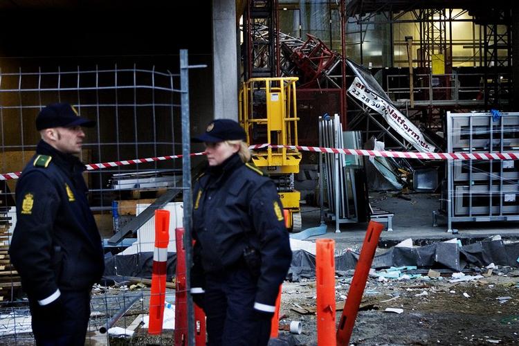 To byggearbejdere mistede sidste år livet under et fald fra en lift på en byggeplads på Islands Brygge. Sidste år mistede 20 mennesker livet i arbejdsulykker i byggebranchen. 