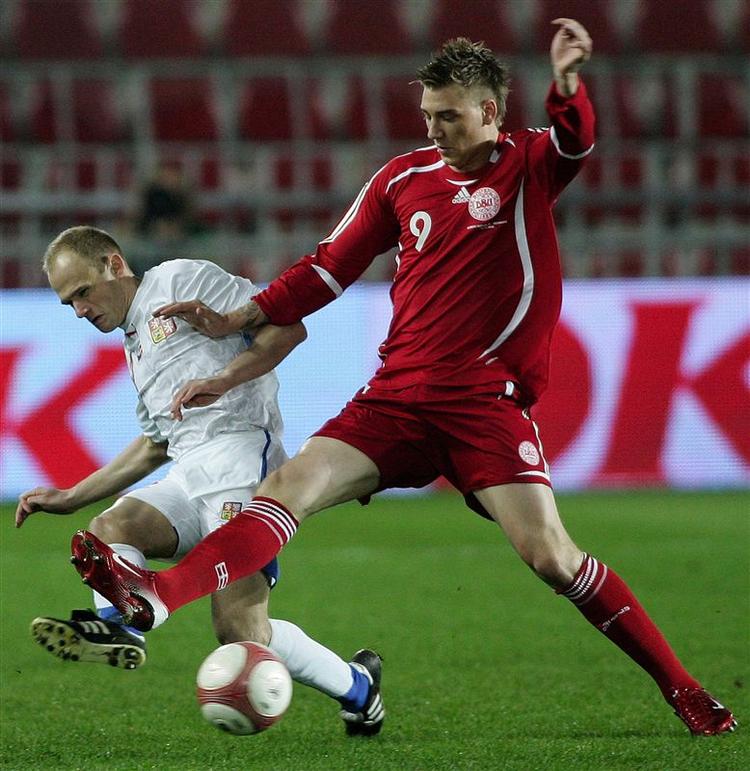 Bendtner var en af de bedre på det danske landshold i aftes i Prag. 