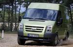 Ford Transit er Årets Varebil i Danmark. Den fås i et utal af versioner - her med højt tag og firehjulstræk. 