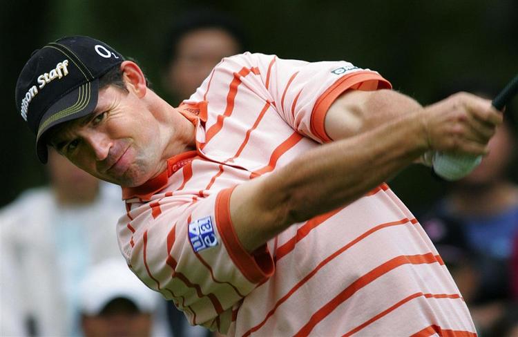 Irske Padraig Harrington på det 17. hul ved Dunlop Phoenix gulf turneringen, hvor Harrington besejrede Tiger Woods. 
