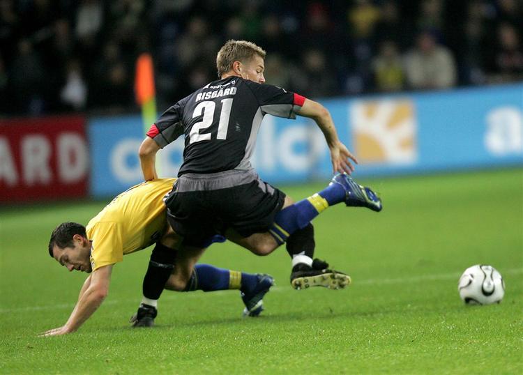 AaB's Kasper Risgård, her fra en tidligere kamp, scorede AaB's udlignende mål godt to minutter før tid. 