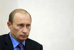 Putin har ikke kommenteret de alvorlige anklager fra eks-spionen. 