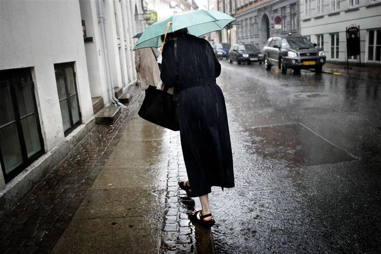 Kvinder risikerer en tilværelse som B-pensionister, fordi de ikke sparer nær så meget op til alderdommen som mænd. 