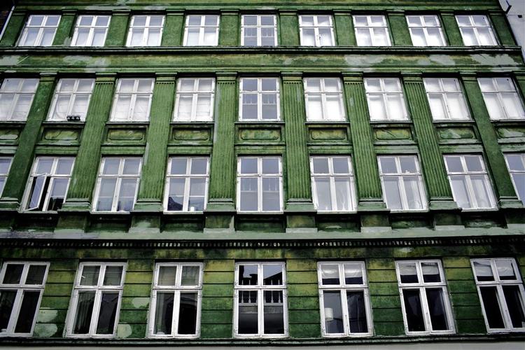 Brugen af mellemænd giver andelsejere mulighed for at udstykke til ejerboliger og herefter sælge tilbage til sig selv. 