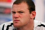 Wayne Rooney vil være angriber for Manchester United frem til 2012. 